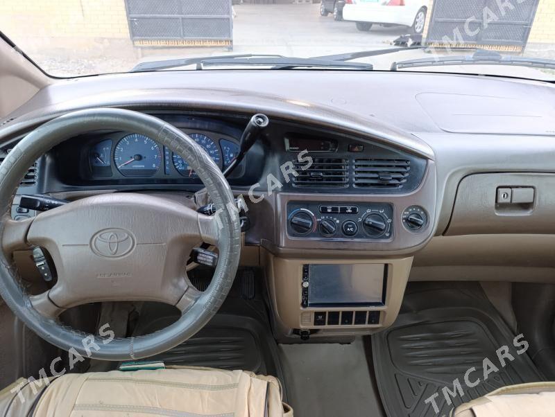 Toyota Sienna 2001 - 120 000 TMT - Sakarçäge - img 4