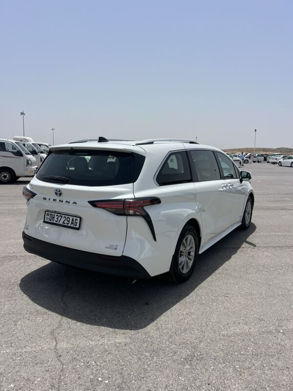 Toyota Sienna 2022 - 470 000 TMT - Ашхабад - img 4