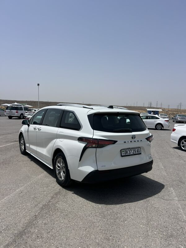 Toyota Sienna 2022 - 470 000 TMT - Ашхабад - img 3