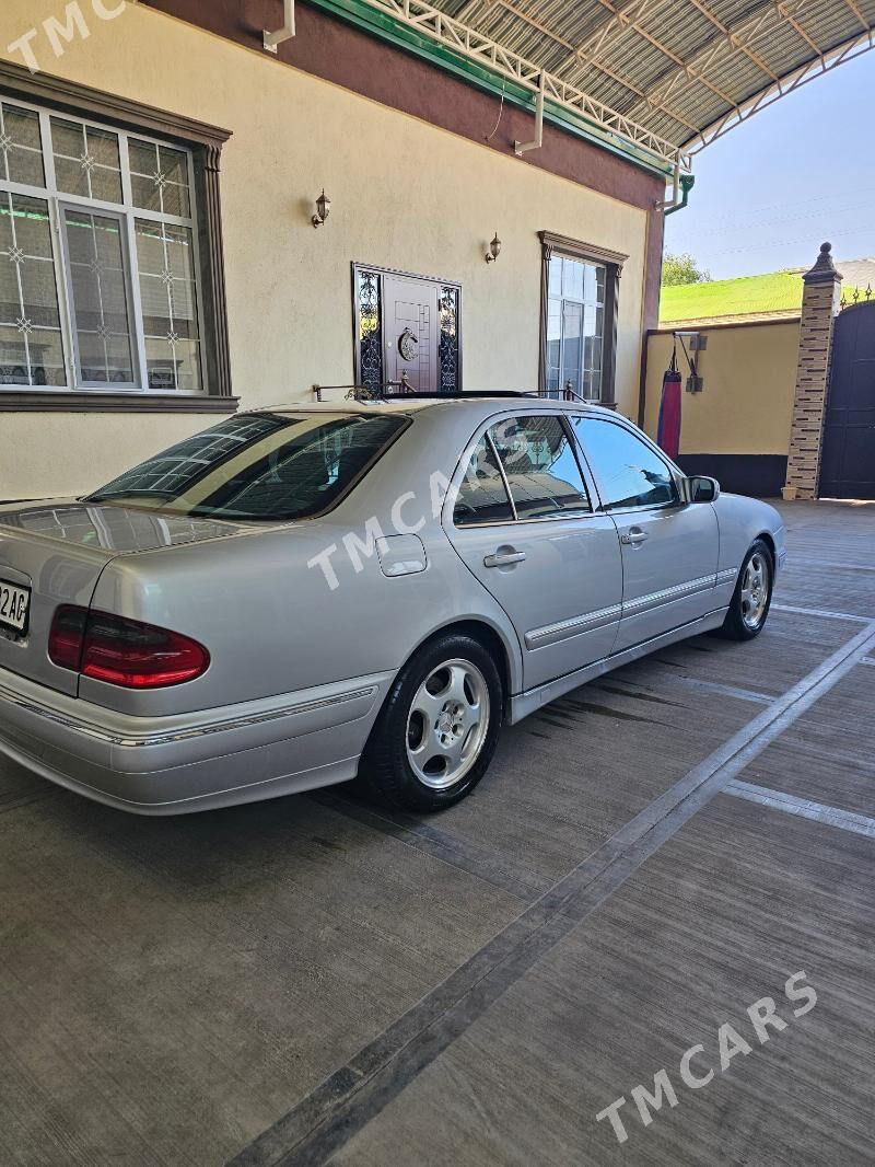 Mercedes-Benz E320 2001 - 130 000 TMT - Çoganly - img 4