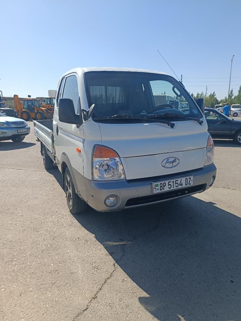 Kia Bongo 2005 - 130 000 TMT - Şabat etr. - img 6