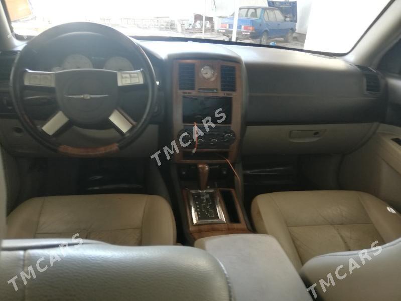 Chrysler 300C 2006 - 110 000 TMT - Саят - img 3