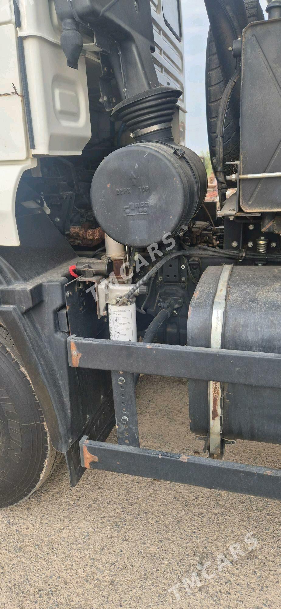 Kamaz 6520 2023 - 600 000 TMT - Tejen - img 3