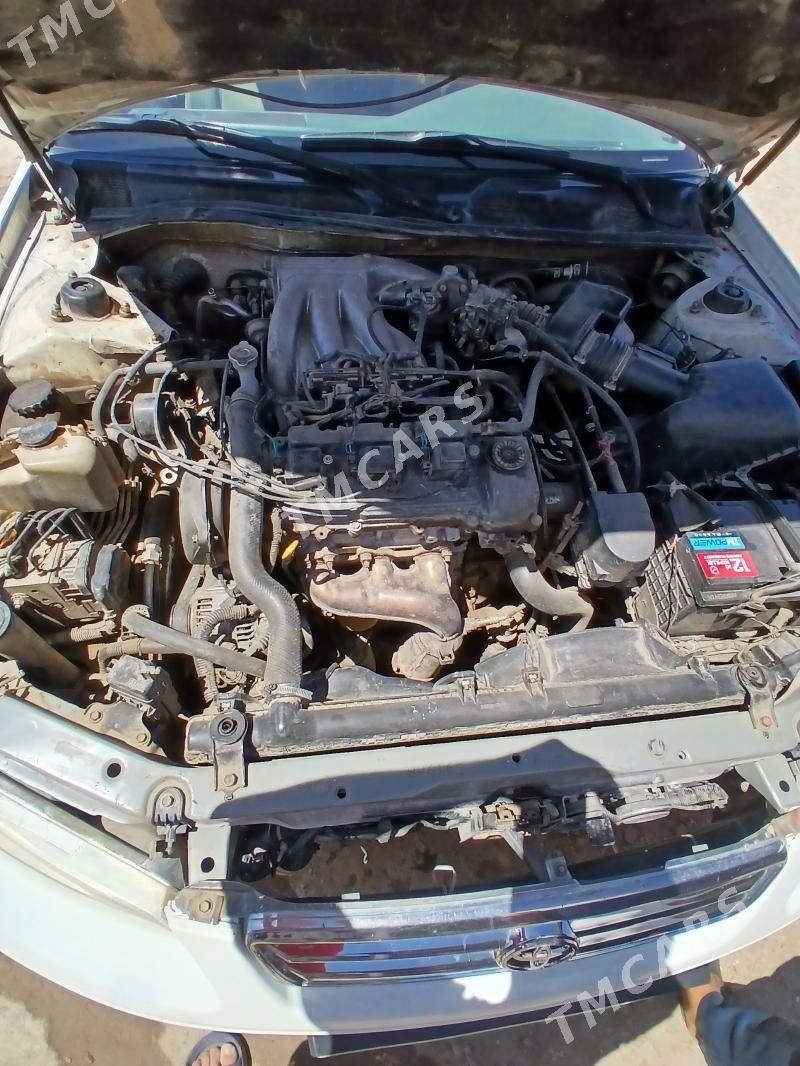 Toyota Camry 2000 - 120 000 TMT - Köneürgenç - img 4