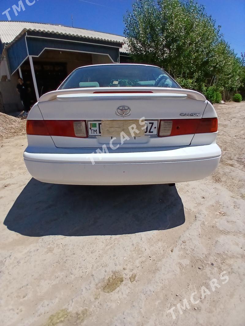Toyota Camry 2000 - 120 000 TMT - Köneürgenç - img 3