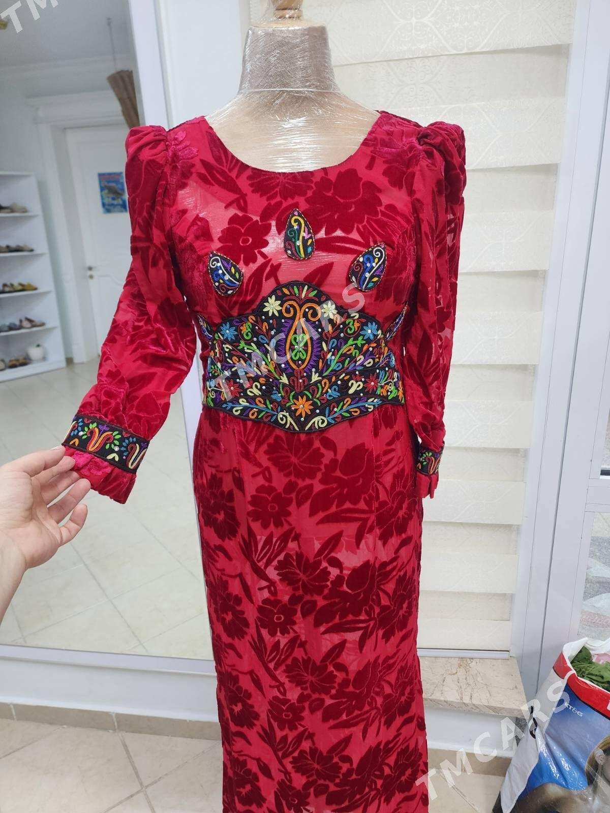 GÜLLI POMBAH - Aşgabat - img 2