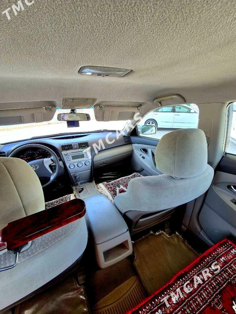 Toyota Camry 2010 - 175 000 TMT - Baýramaly - img 3