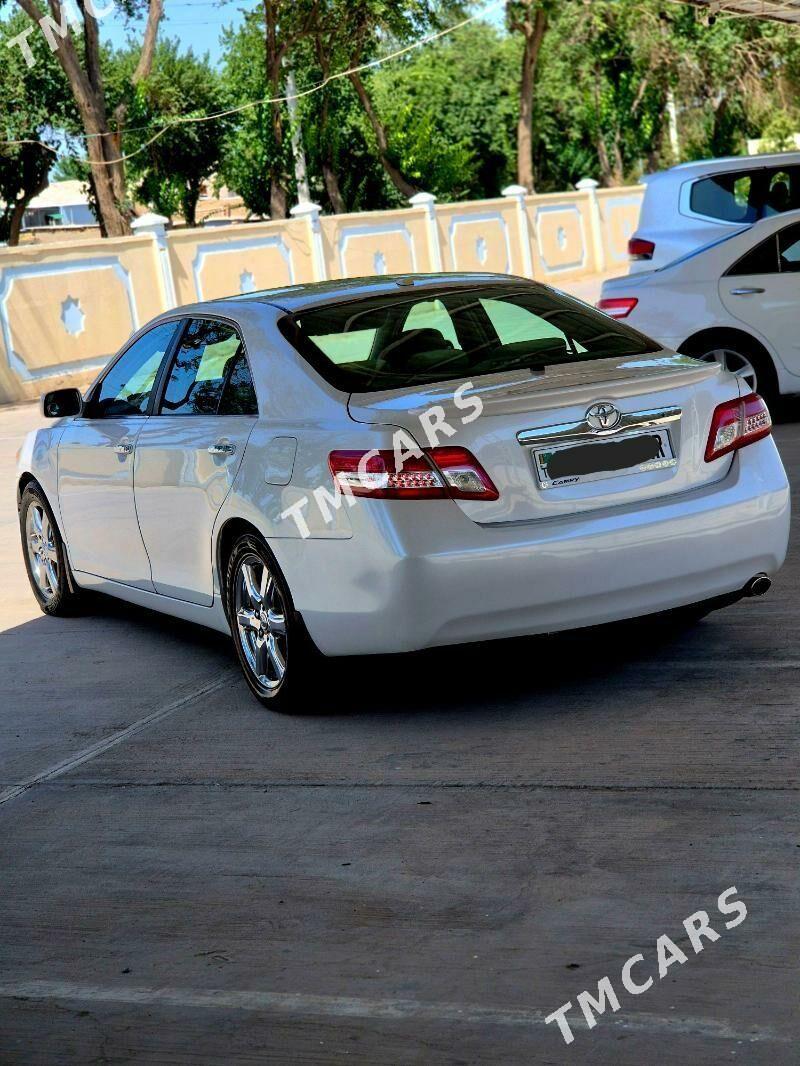 Toyota Camry 2010 - 175 000 TMT - Baýramaly - img 5