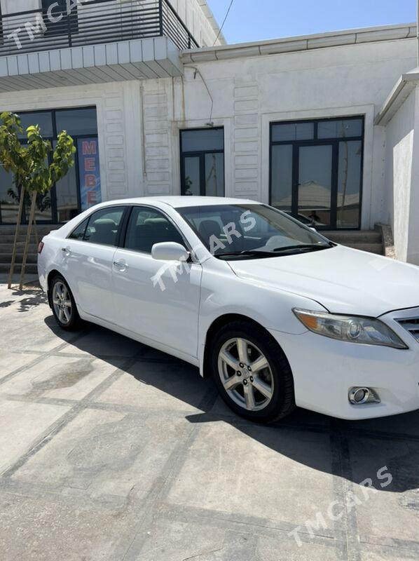 Toyota Camry 2010 - 165 000 TMT - Мары - img 2