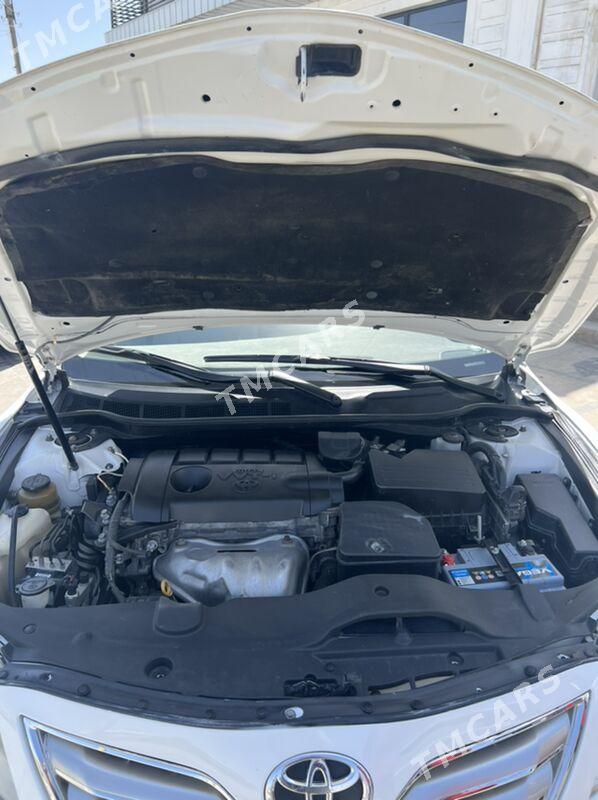 Toyota Camry 2010 - 165 000 TMT - Мары - img 6