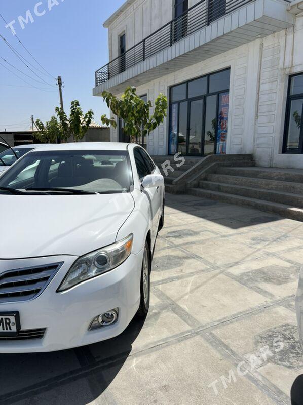 Toyota Camry 2010 - 165 000 TMT - Мары - img 7