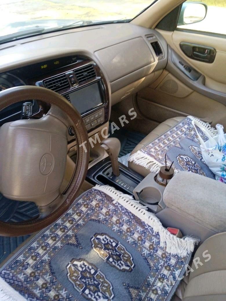 Toyota Avalon 1997 - 120 000 TMT - Baýramaly - img 3