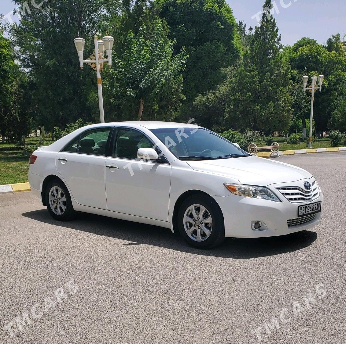 Toyota Camry 2010 - 172 000 TMT - Gökdepe - img 2
