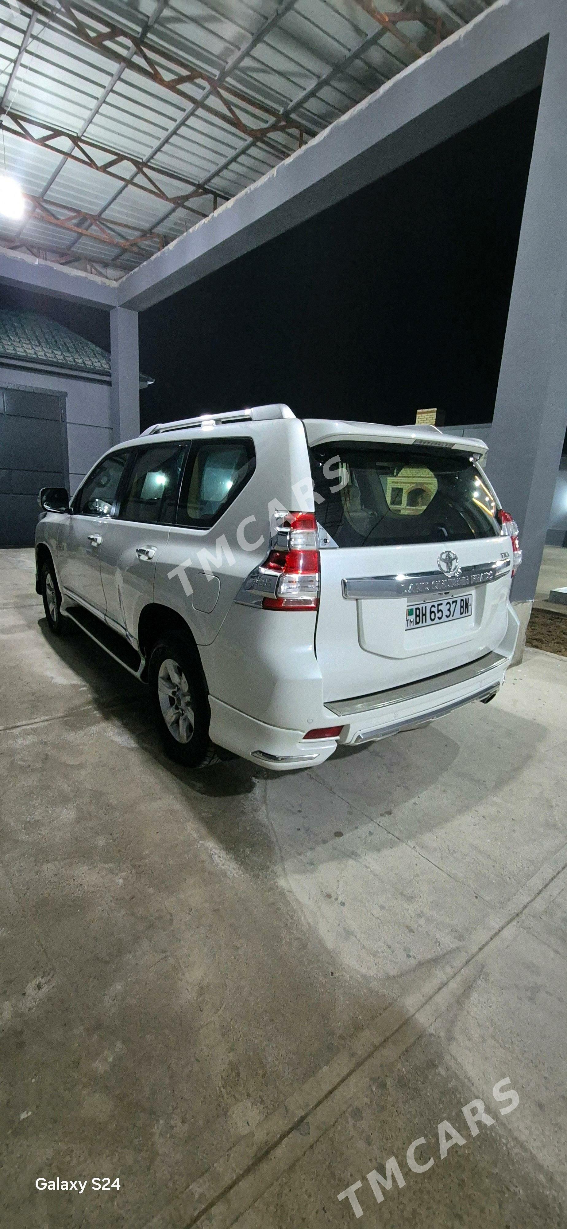 Toyota Land Cruiser Prado 2014 - 540 000 TMT - Балканабат - img 4