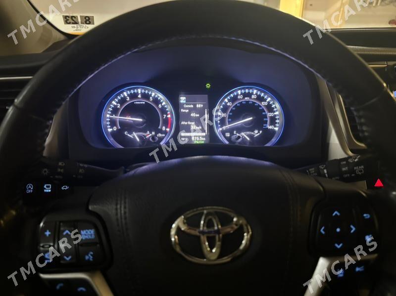 Toyota Highlander 2019 - 485 000 TMT - Ашхабад - img 4