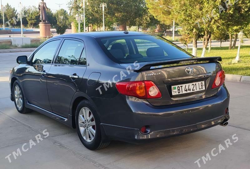 Toyota Corolla 2010 - 143 000 TMT - Туркменабат - img 2