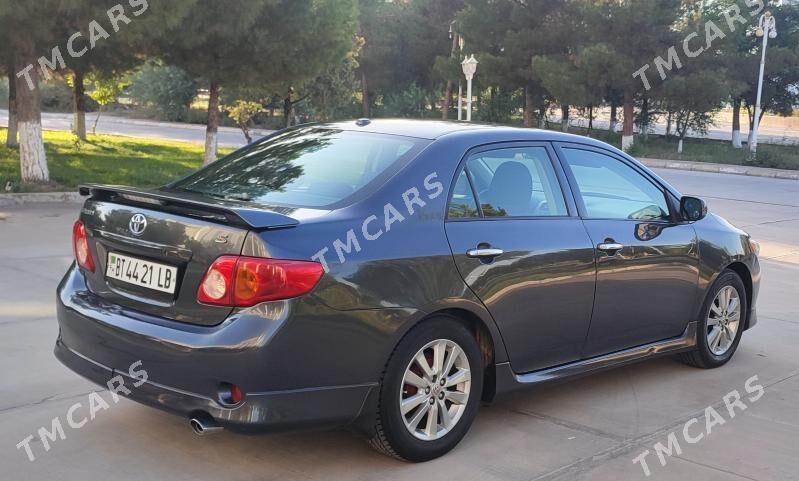 Toyota Corolla 2010 - 143 000 TMT - Туркменабат - img 4