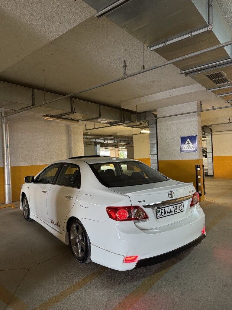 Toyota Corolla 2010 - 230 000 TMT - Aşgabat - img 4