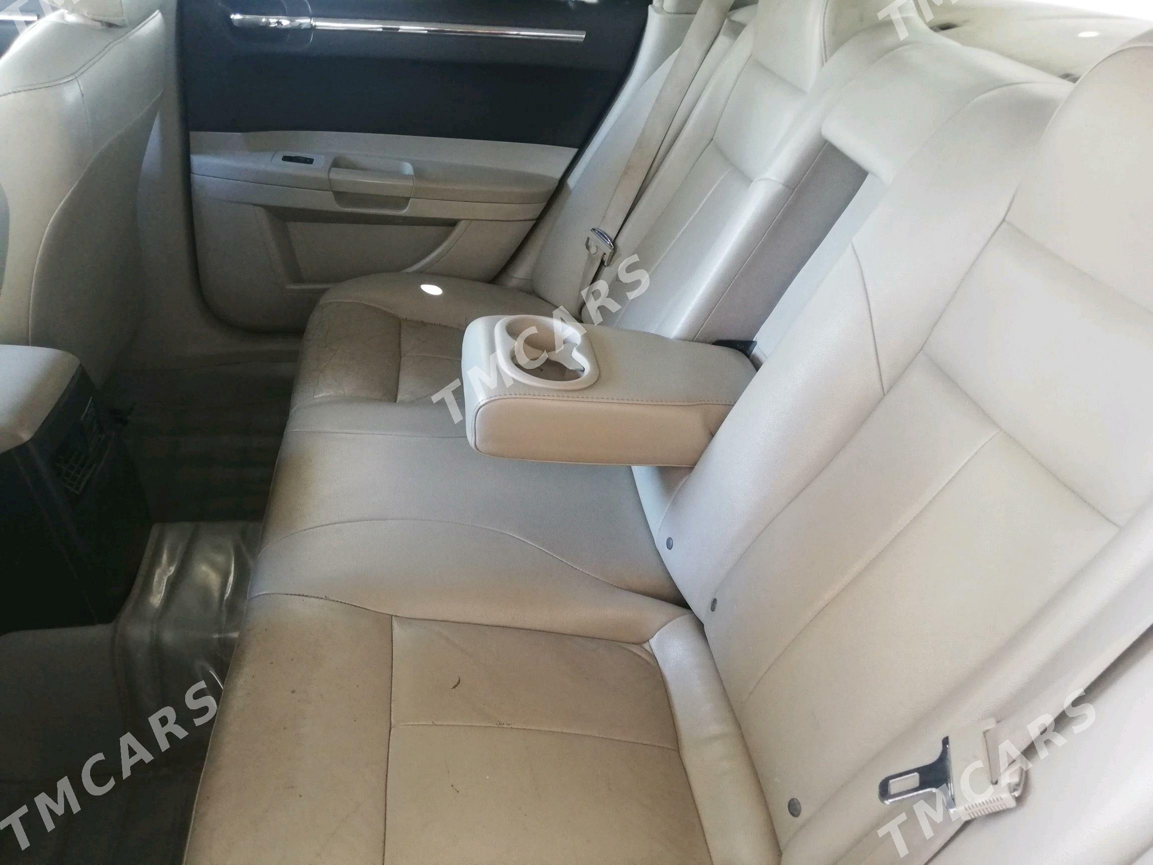 Chrysler 300C 2006 - 110 000 TMT - Саят - img 7