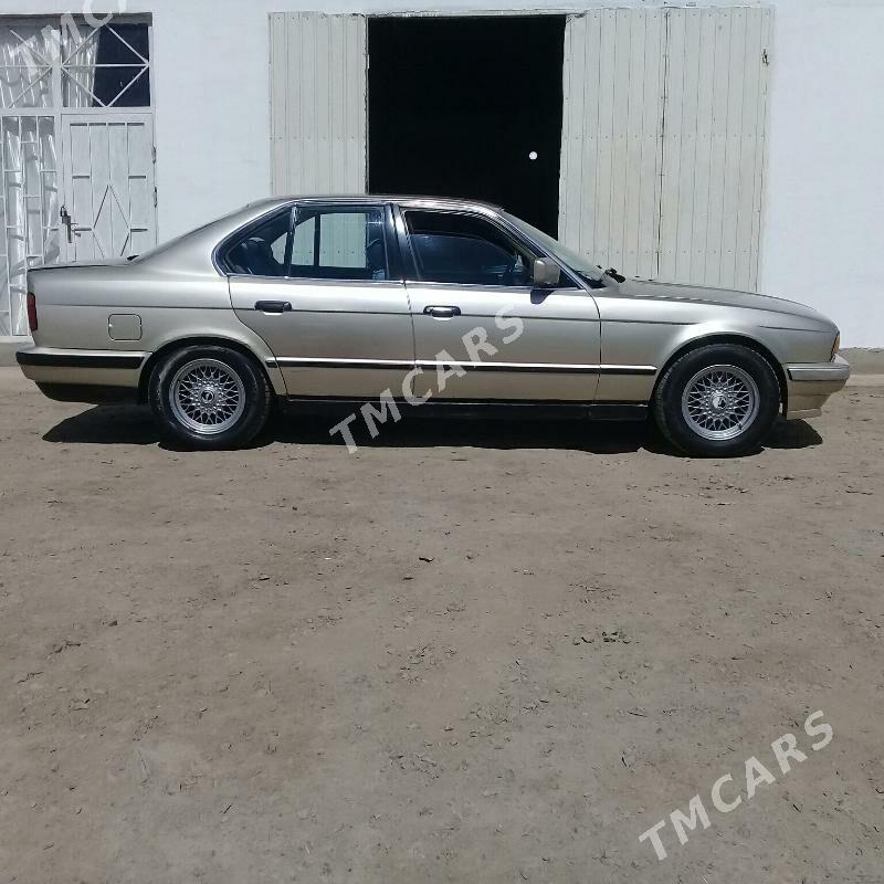 BMW 525 1990 - 45 000 TMT - Болдумсаз - img 3