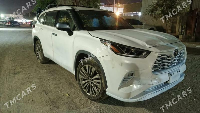 Toyota Highlander 2021 - 620 000 TMT - Мары - img 5