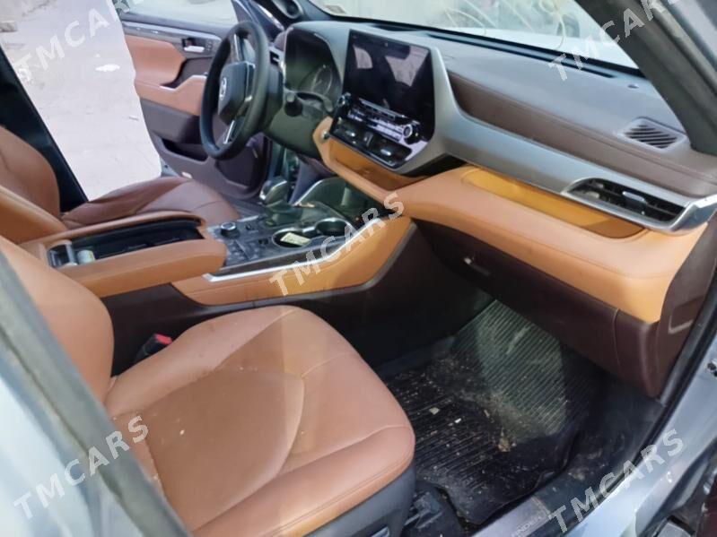 Toyota Highlander 2021 - 620 000 TMT - Мары - img 2