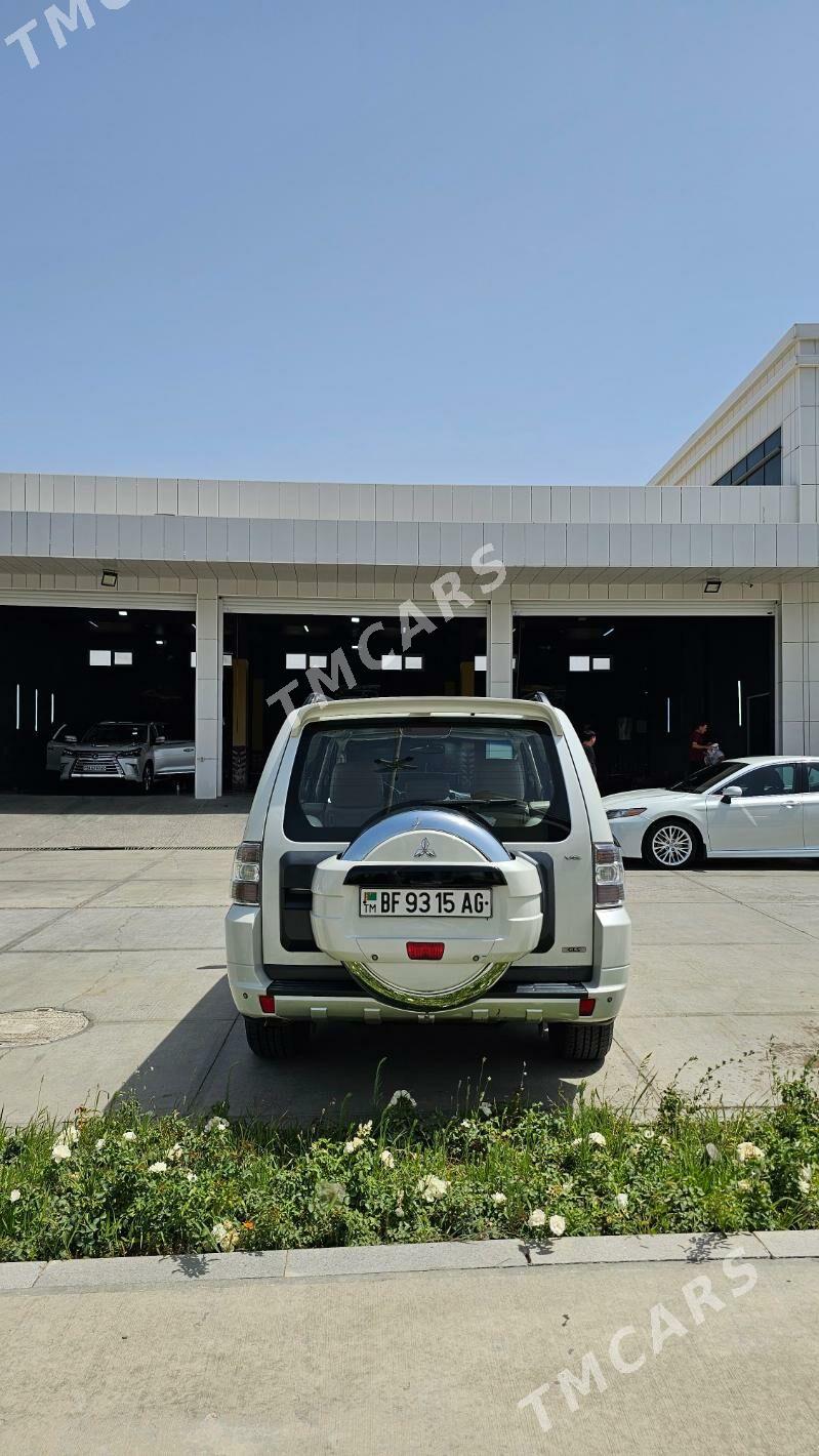 Mitsubishi Pajero 2010 - 250 000 TMT - Ким район - img 8