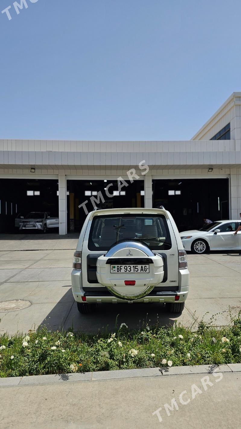 Mitsubishi Pajero 2010 - 250 000 TMT - Ким район - img 9