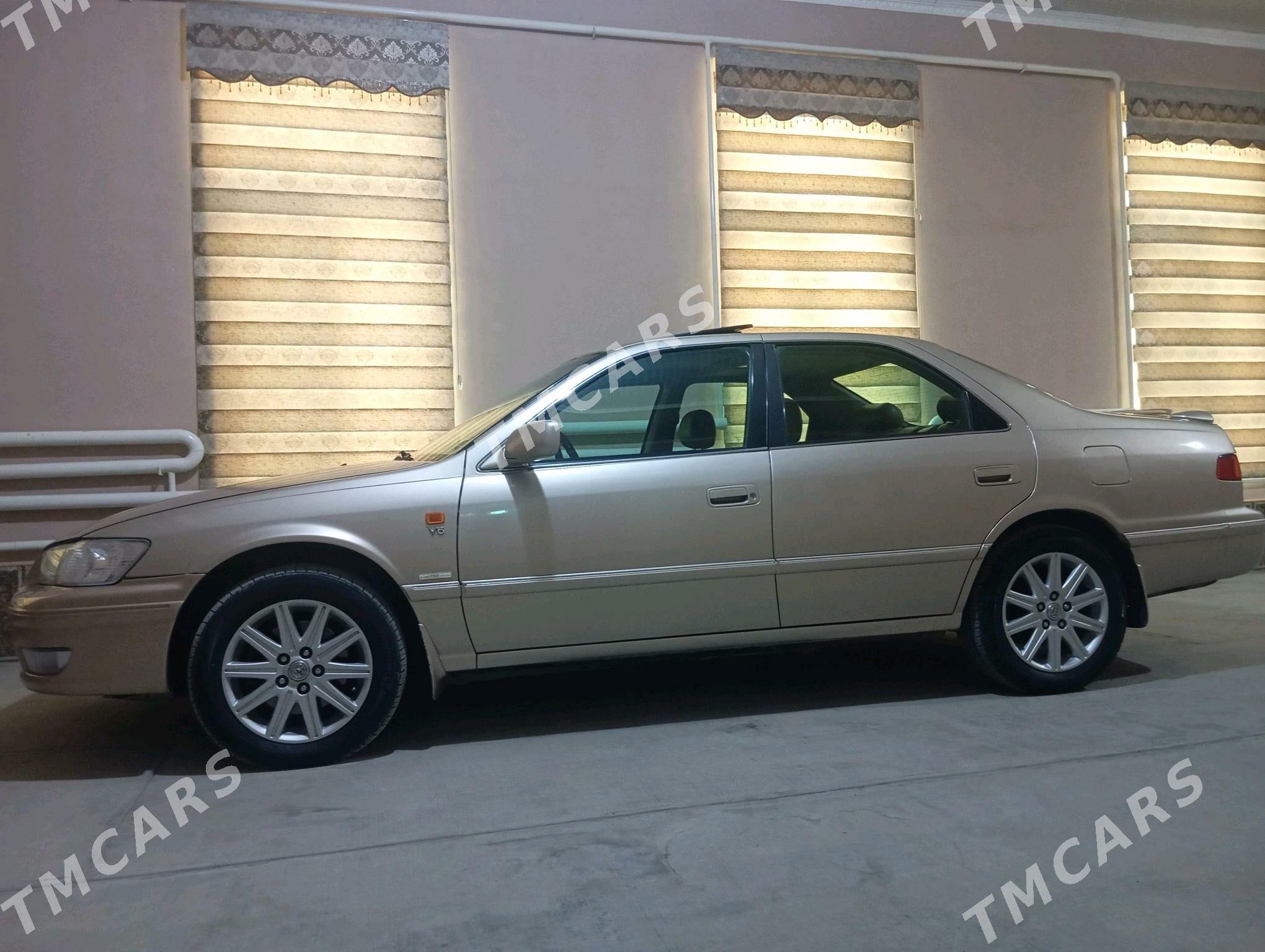Toyota Camry 2001 - 145 000 TMT - Dänew - img 7