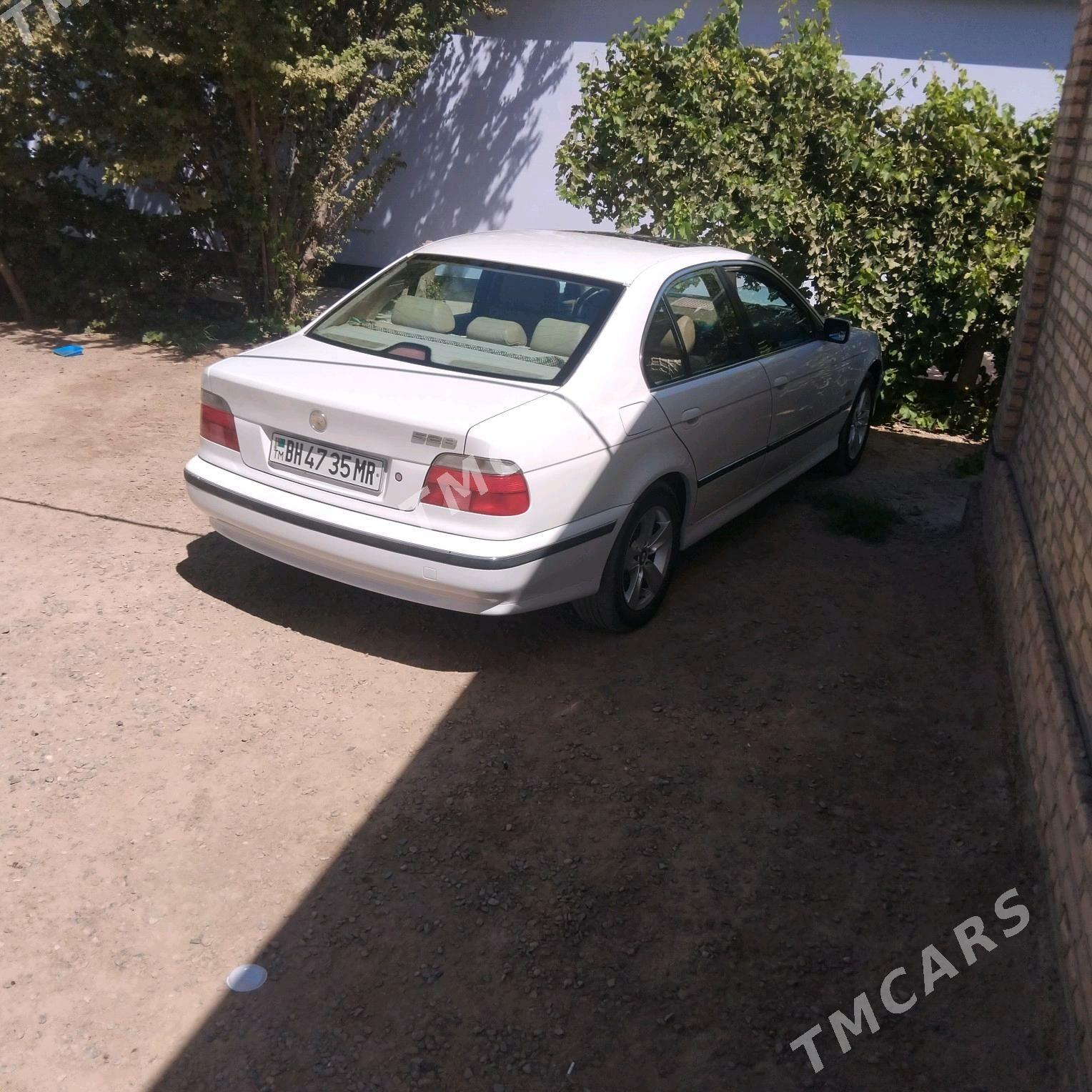 BMW 528 1997 - 80 000 TMT - Mary - img 5