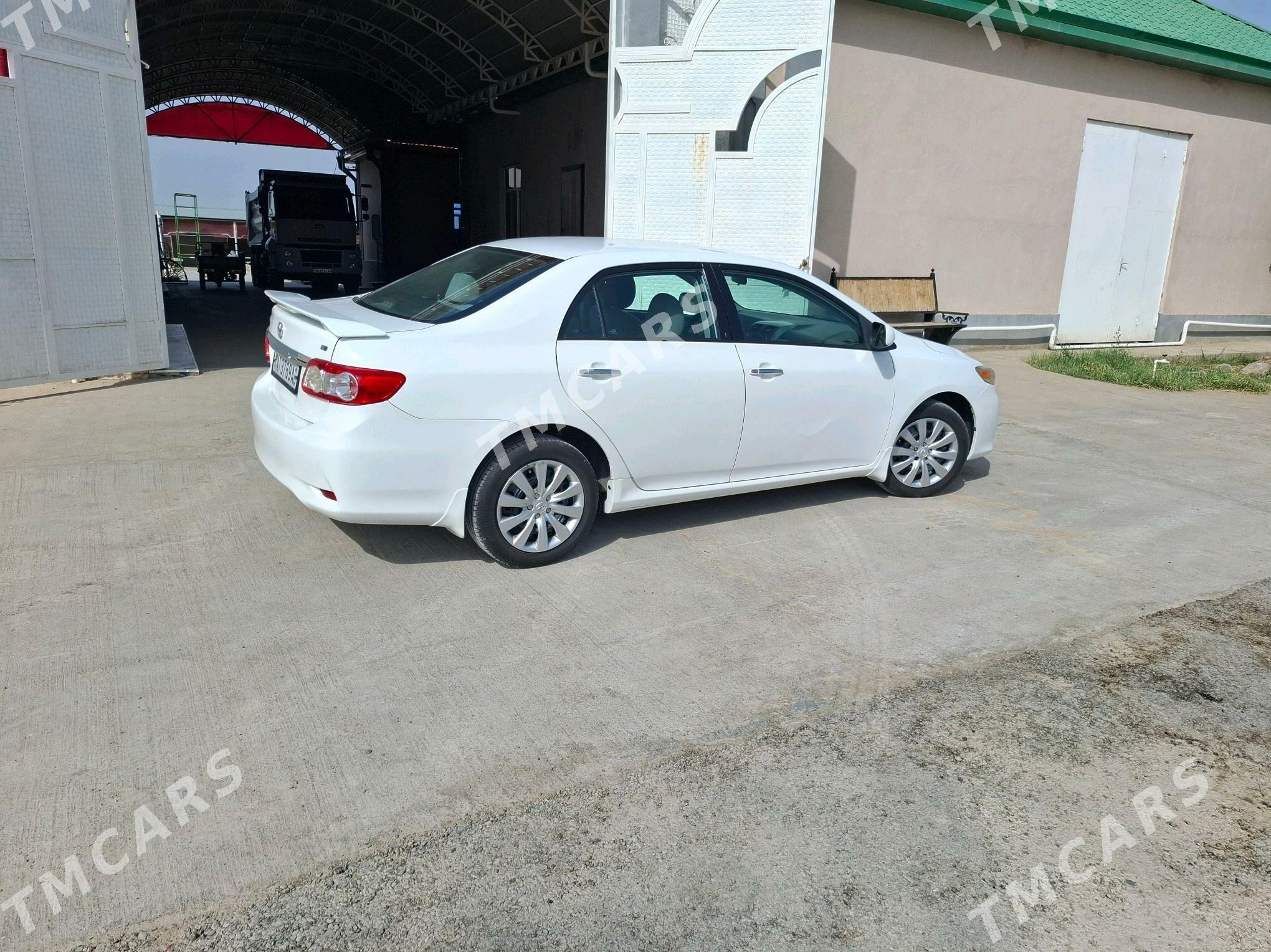 Toyota Corolla 2011 - 170 000 TMT - Ашхабад - img 5