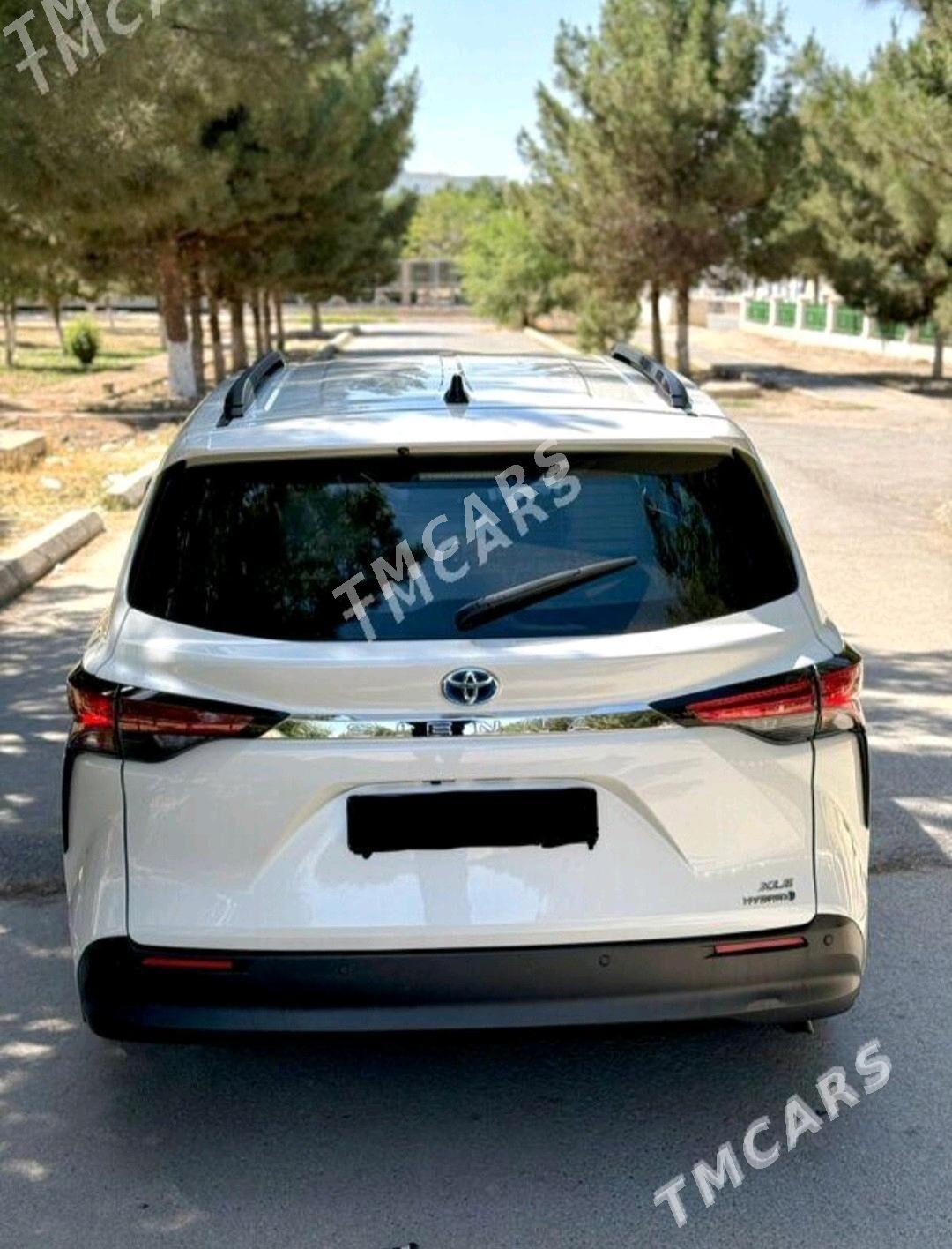 Toyota Sienna 2021 - 532 000 TMT - Ашхабад - img 3