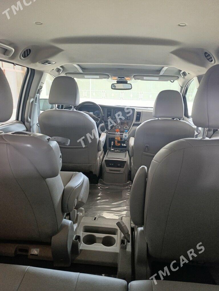 Toyota Sienna 2019 - 400 000 TMT - Анев - img 5