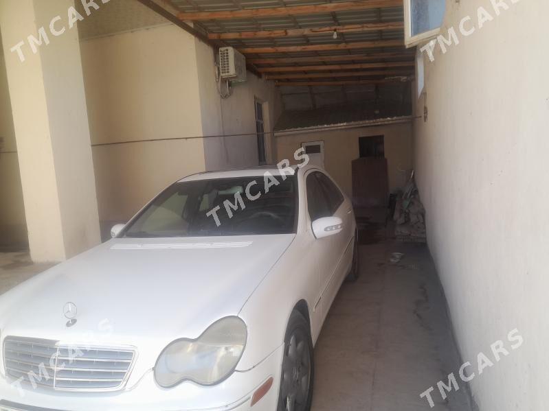 Mercedes-Benz C250 2002 - 70 000 TMT - Daşoguz - img 3