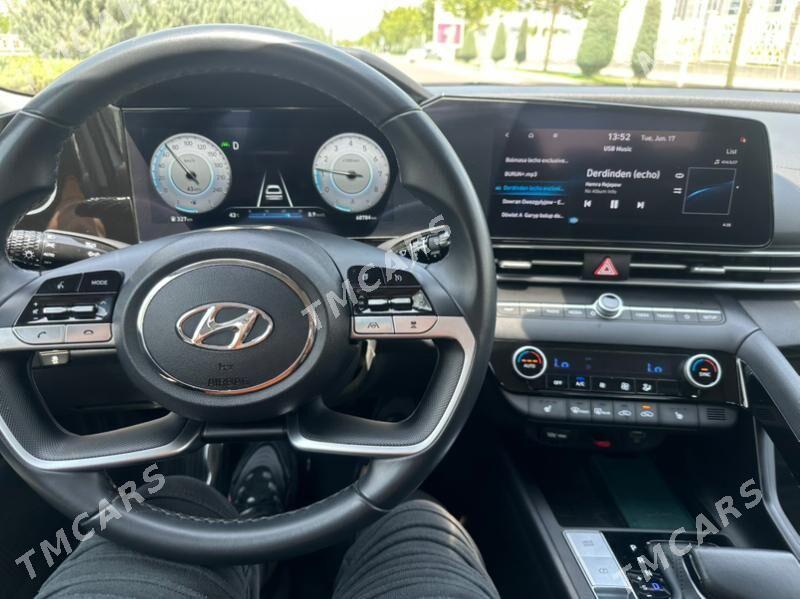Hyundai Elantra 2022 - 265 000 TMT - Aşgabat - img 3