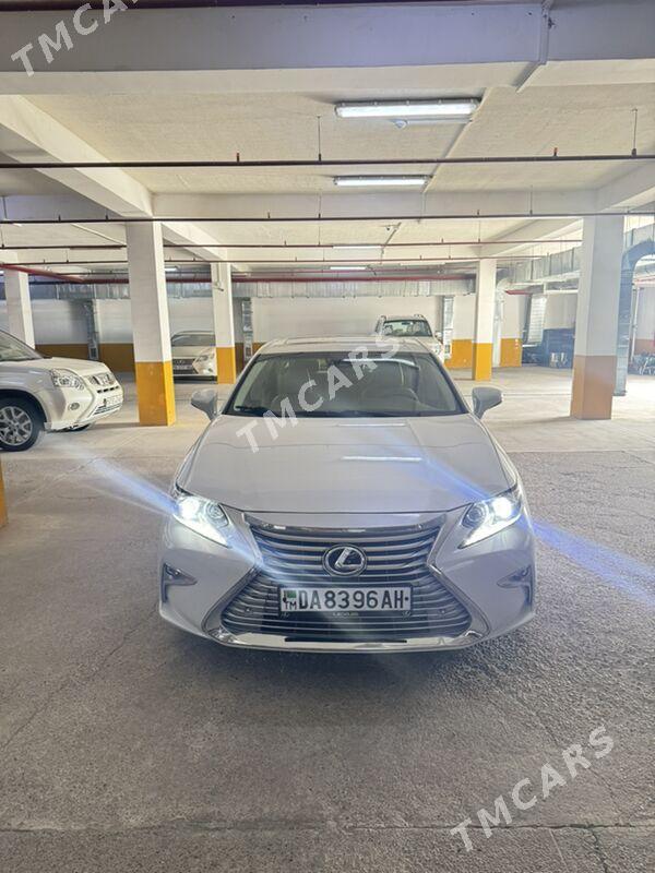 Lexus ES 350 2017 - 370 000 TMT - Moskowskiý köç. (10 ýyl abadançylyk şaýoly) - img 3
