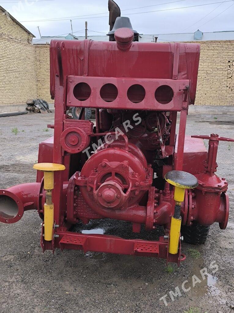 MTZ 82 2009 - 40 000 TMT - Фарап - img 5