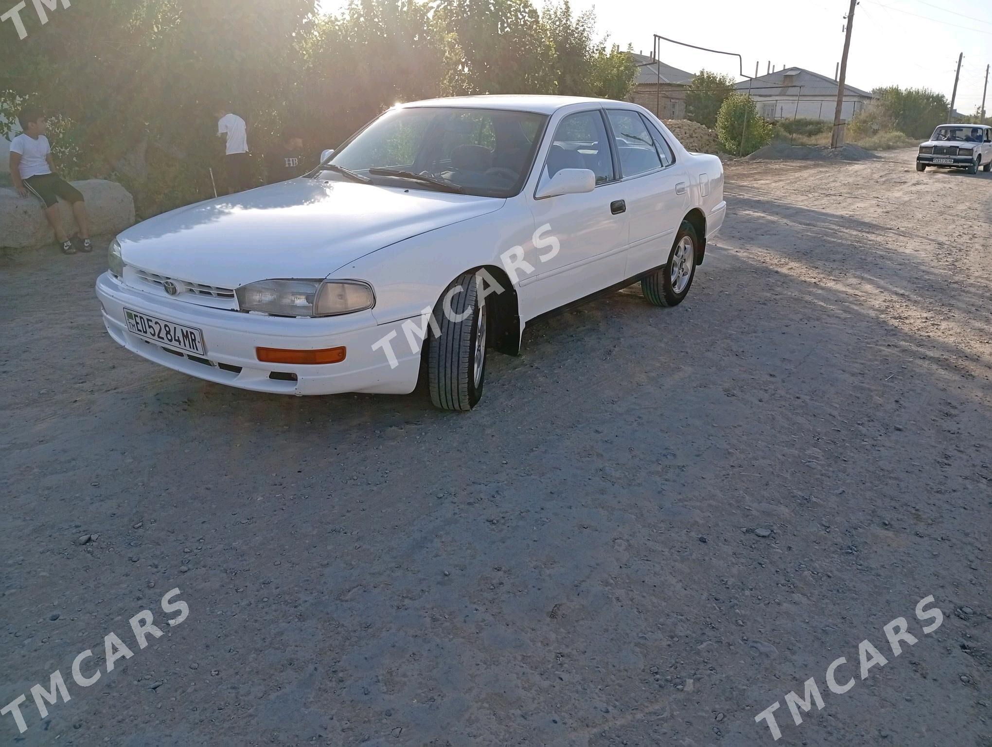 Toyota Camry 1993 - 75 000 TMT - Baýramaly - img 9