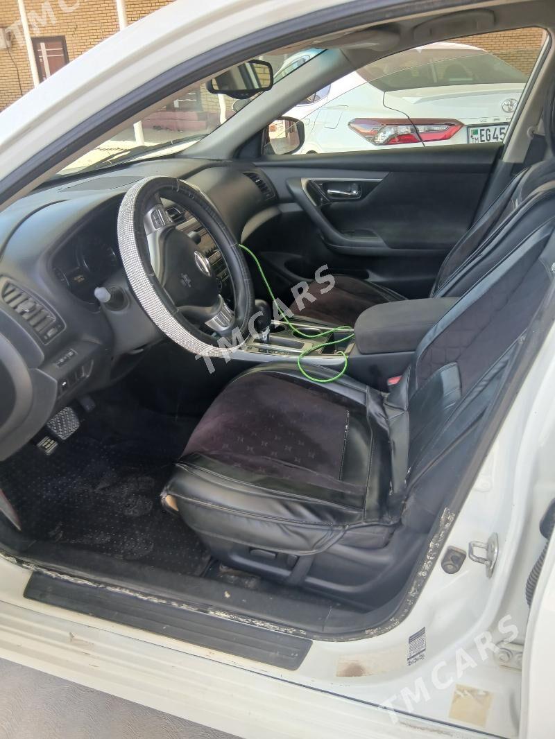 Nissan Altima 2013 - 130 000 TMT - Mary - img 4