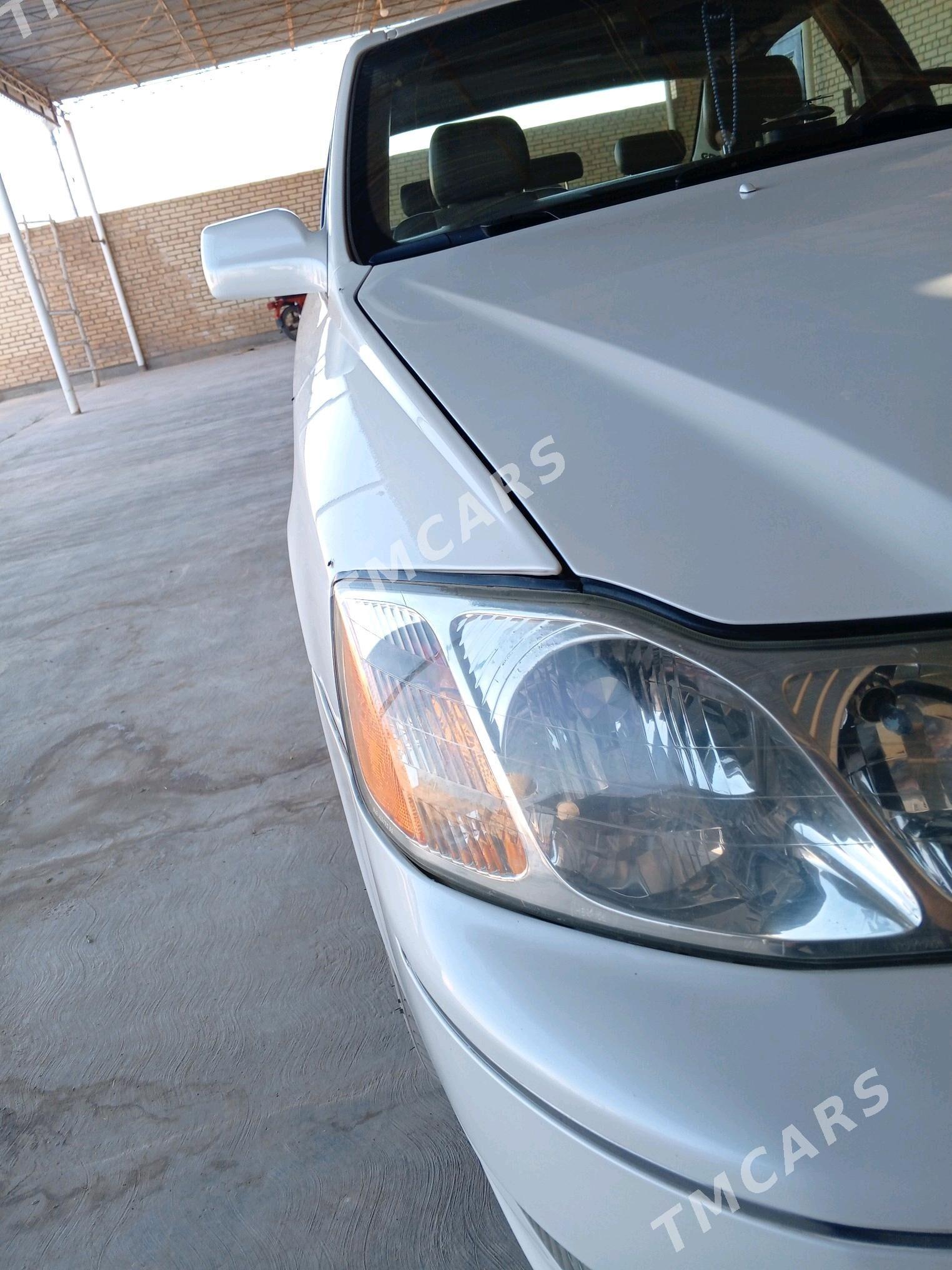 Toyota Avalon 2003 - 200 000 TMT - Garabekewül - img 2