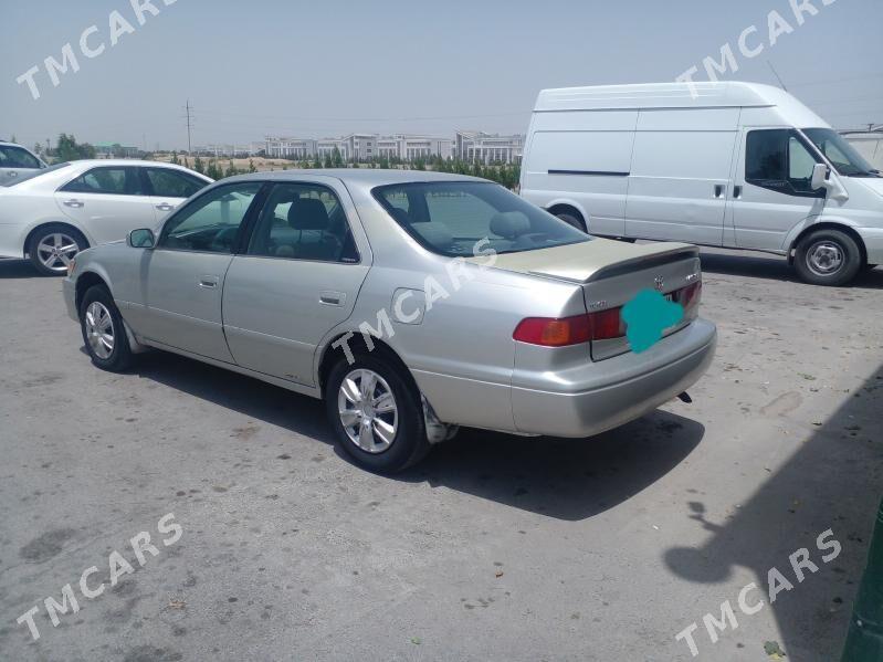 Toyota Camry 2000 - 110 000 TMT - Büzmeýin - img 3