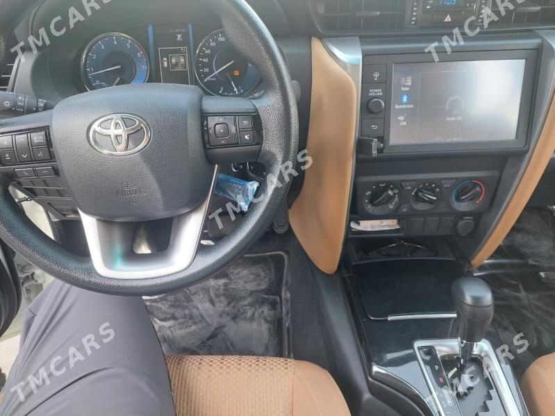 Toyota Fortuner 2022 - 625 000 TMT - 14 этап - Элитки (Улица Совхозная) - img 4