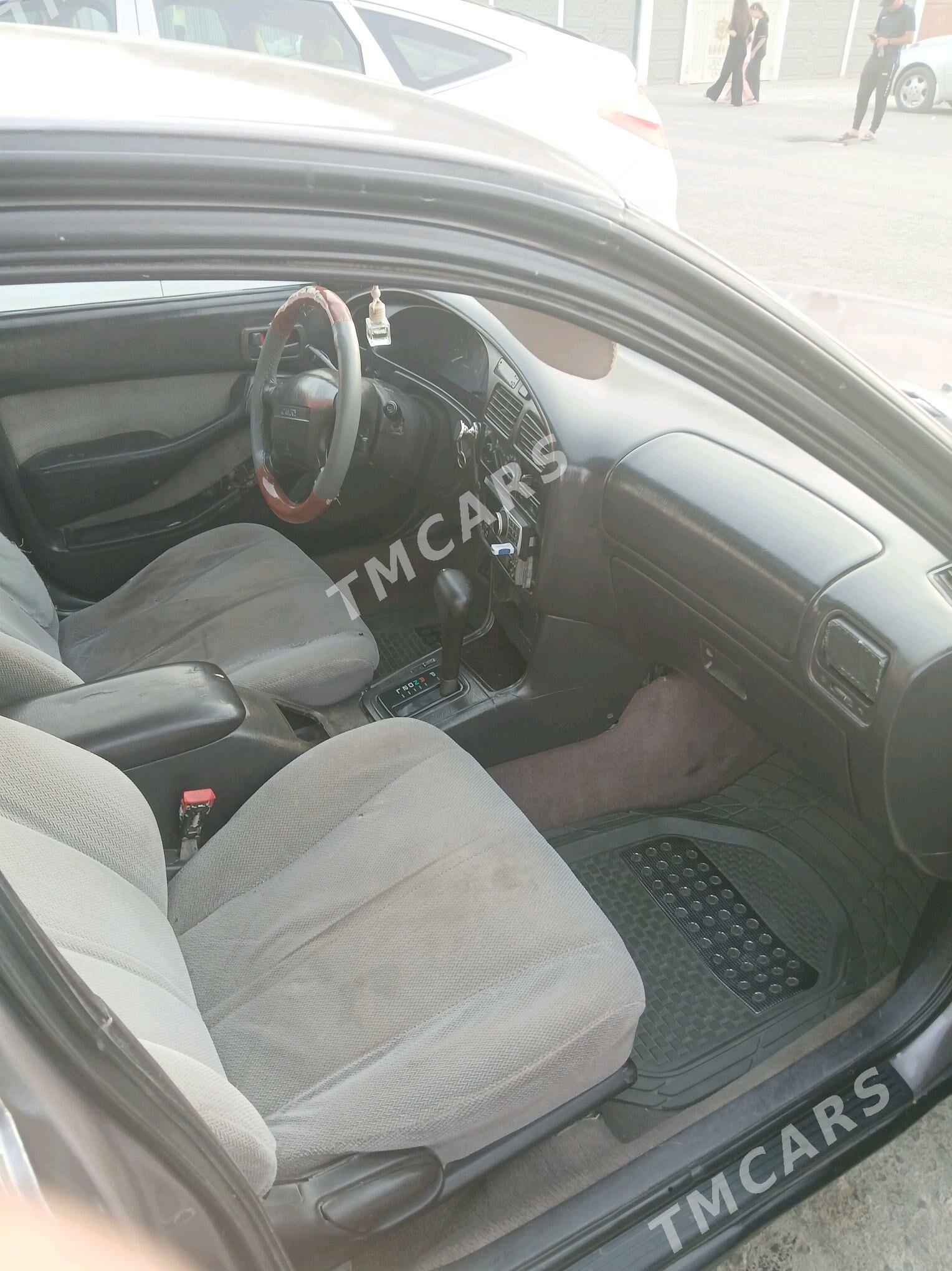 Toyota Camry 1995 - 76 000 TMT - Мары - img 6