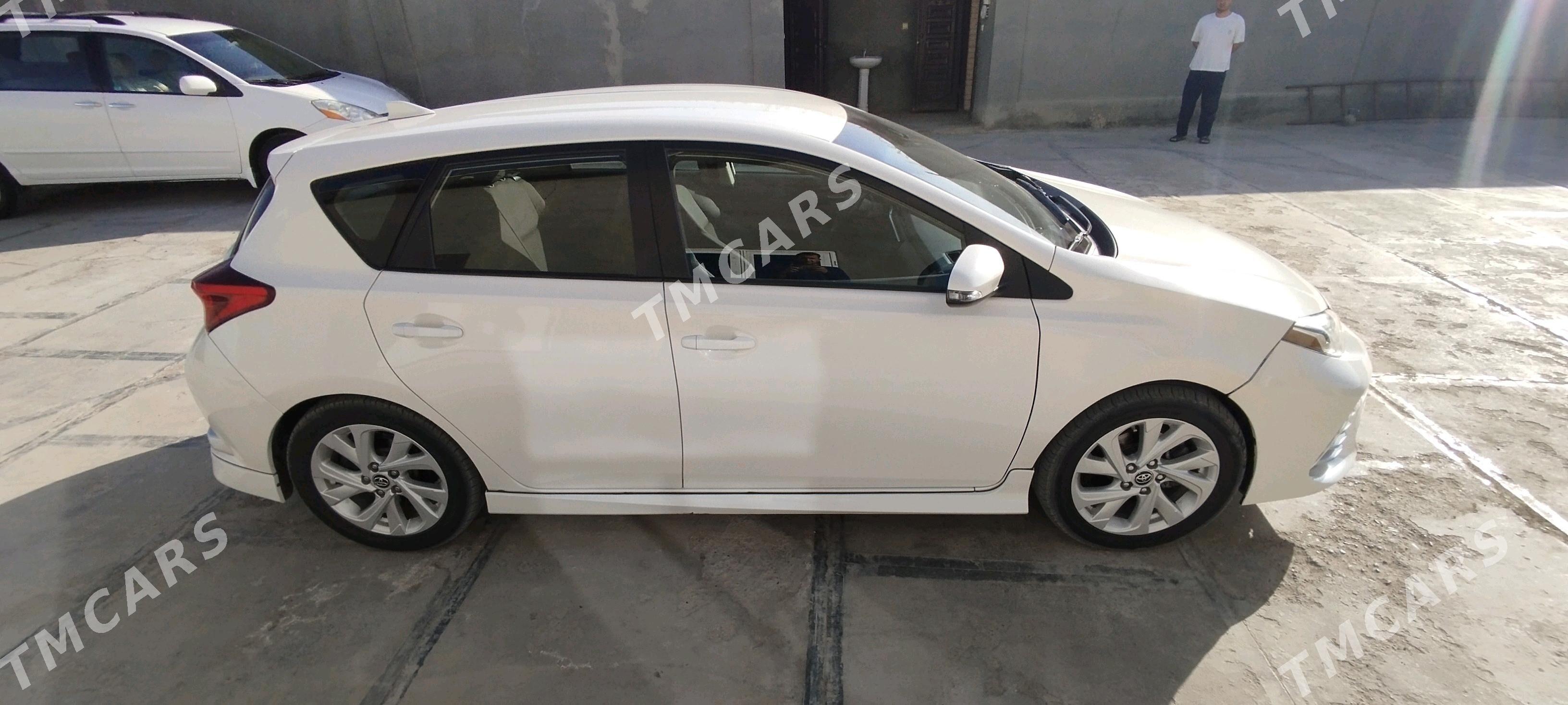 Toyota Corolla 2018 - 200 000 TMT - Hitrowka - img 5