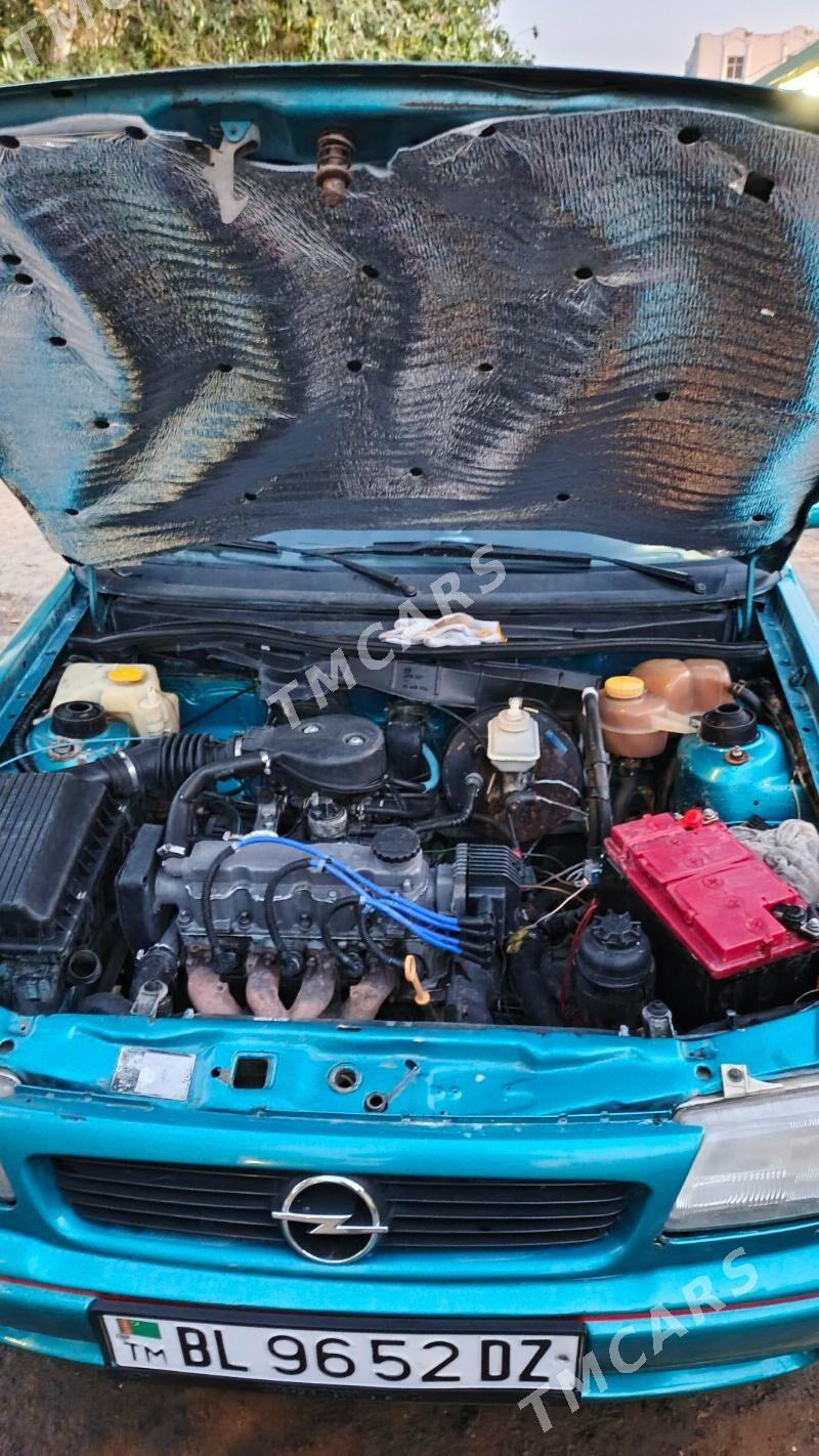 Opel Astra 1995 - 36 000 TMT - Daşoguz - img 2