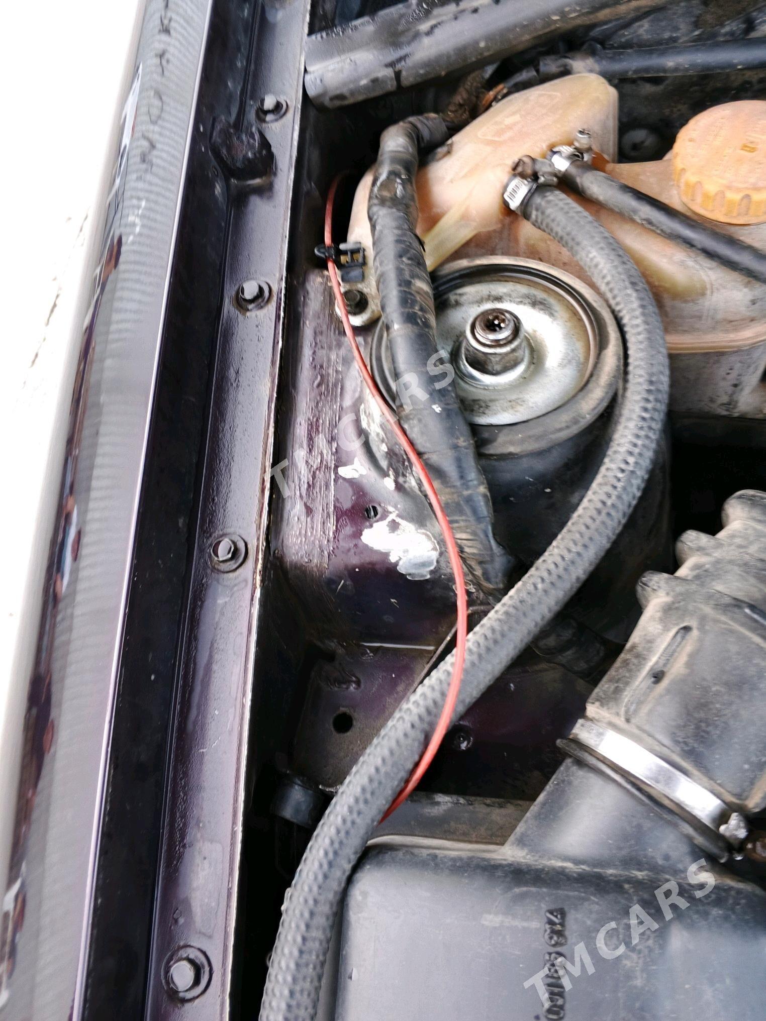 Opel Vectra 1993 - 40 000 TMT - Мары - img 8
