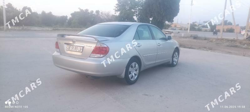 Toyota Camry 2005 - 165 000 TMT - Halaç - img 3