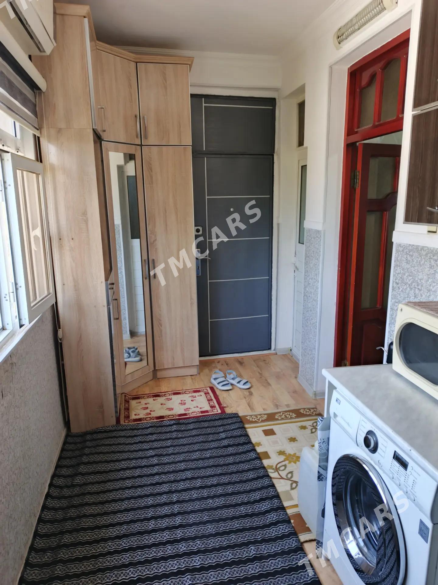 211 kw 3nji etaj 2komnat - Balkanabat - img 3
