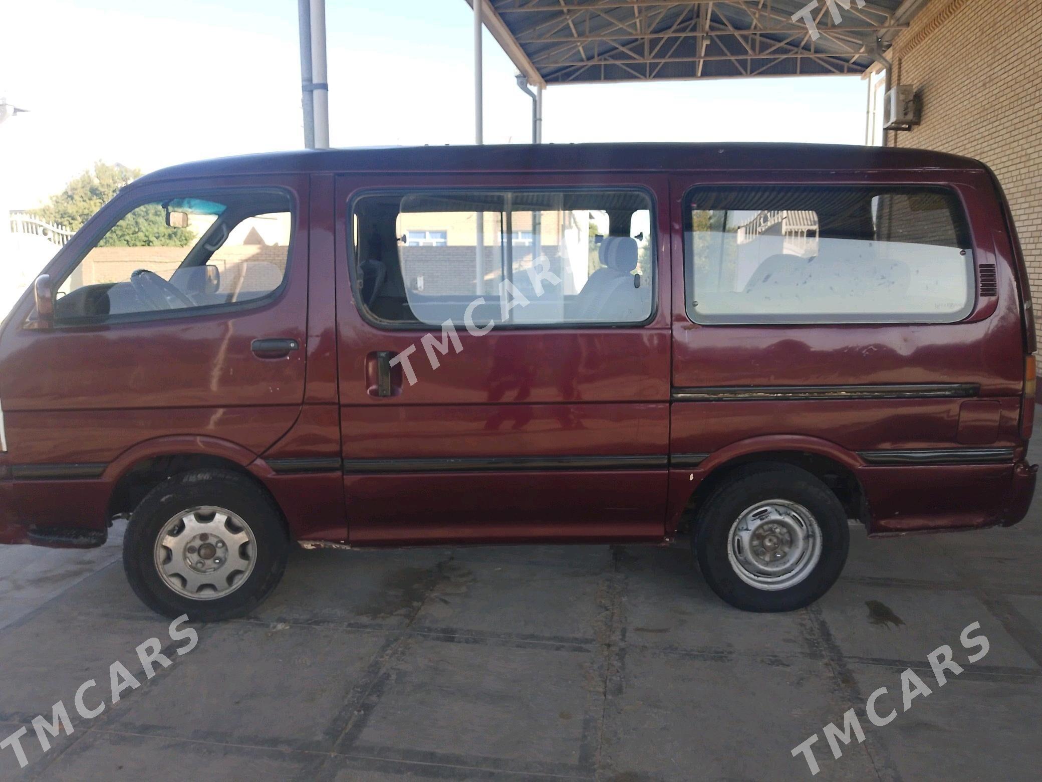 Toyota Hiace 1991 - 44 000 TMT - Векильбазар - img 4