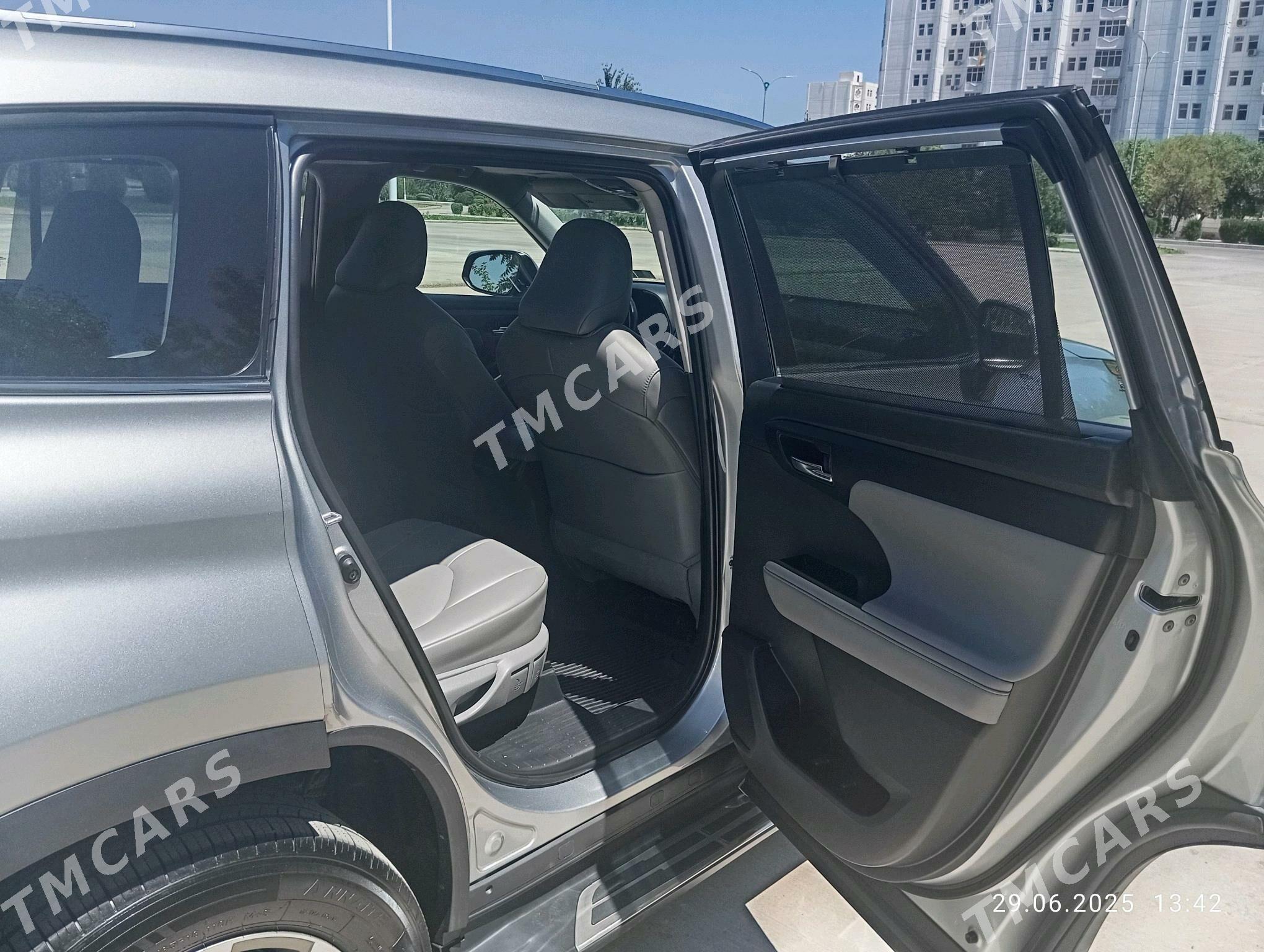 Toyota Highlander 2021 - 480 000 TMT - Дашогуз - img 6